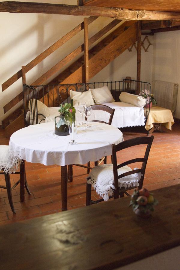 Agriturismo Santa Caterina Castelnuovo di Val di Cecina Oda fotoğraf