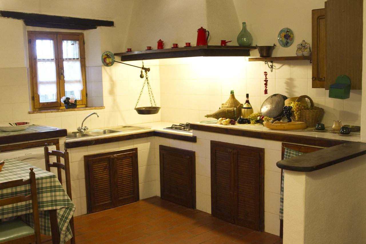 Agriturismo Santa Caterina Castelnuovo di Val di Cecina Oda fotoğraf